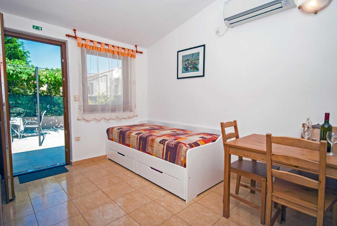 Apartman Kirac Pomer Ngoại thất bức ảnh